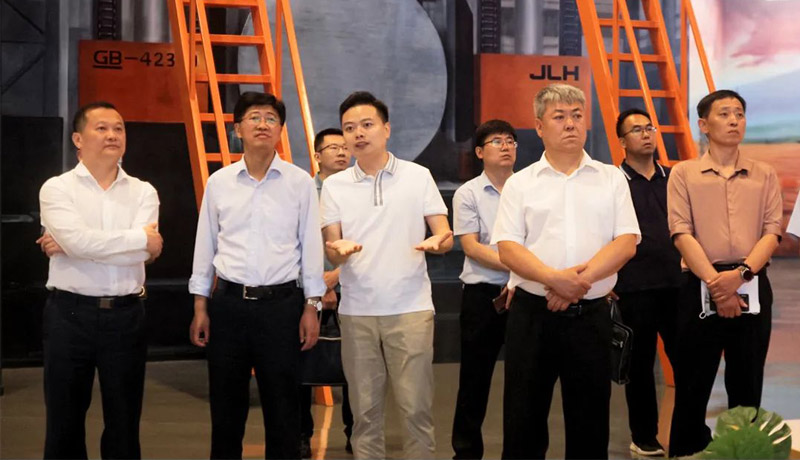 宜川县党政代表团莅临我司考察调研