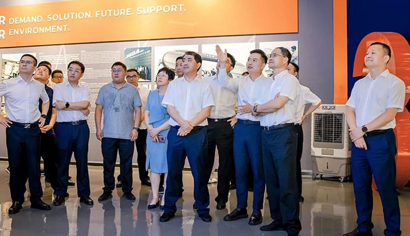 助力平安浙江法治浙江建设！省政协王昌荣副主席一行莅临开云体育调研指导